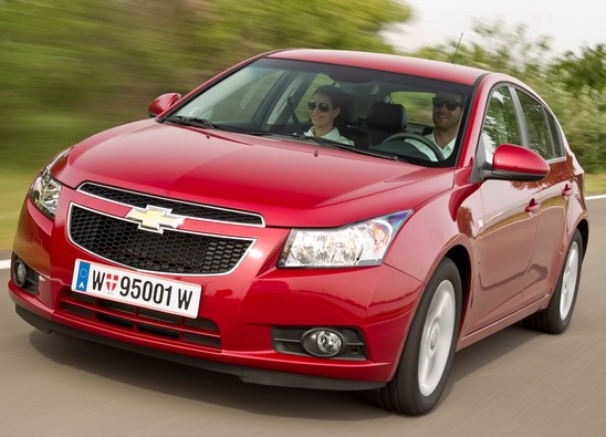 Названы цены на новый вариант Chevrolet Cruze на российском рынке
