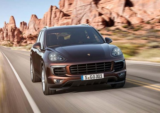 Автоконцерн Porsche представил новый Cayenne и Panamera